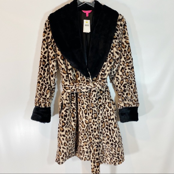 Betsey Johnson Jackets & Blazers - BETSY JOHNSON FAUX FUR ROBE COAT SIZE M